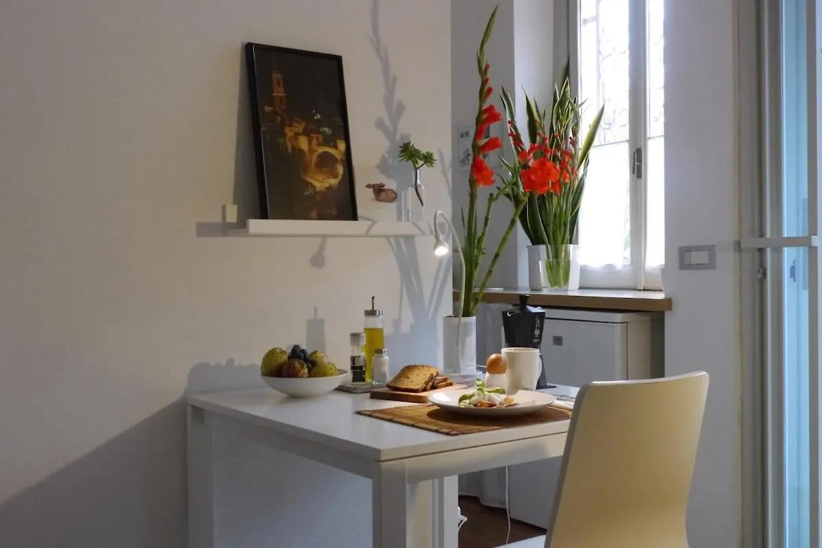 Lägenhet Little Suite In Chinatown Milano